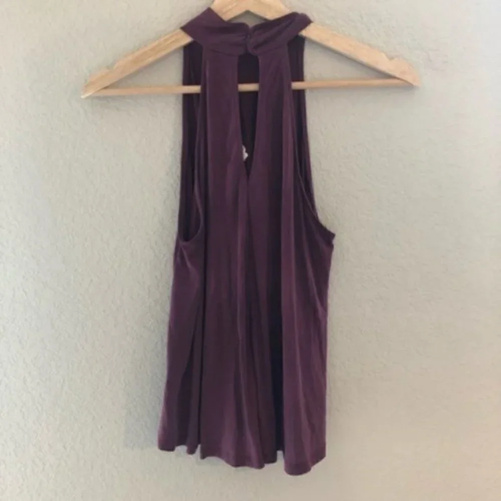 Boutique‎ Victoria & Sophia Dark Wine Red High Neck Halter Tank Top S